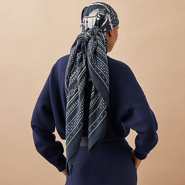 Springs Bandana shawl 140
